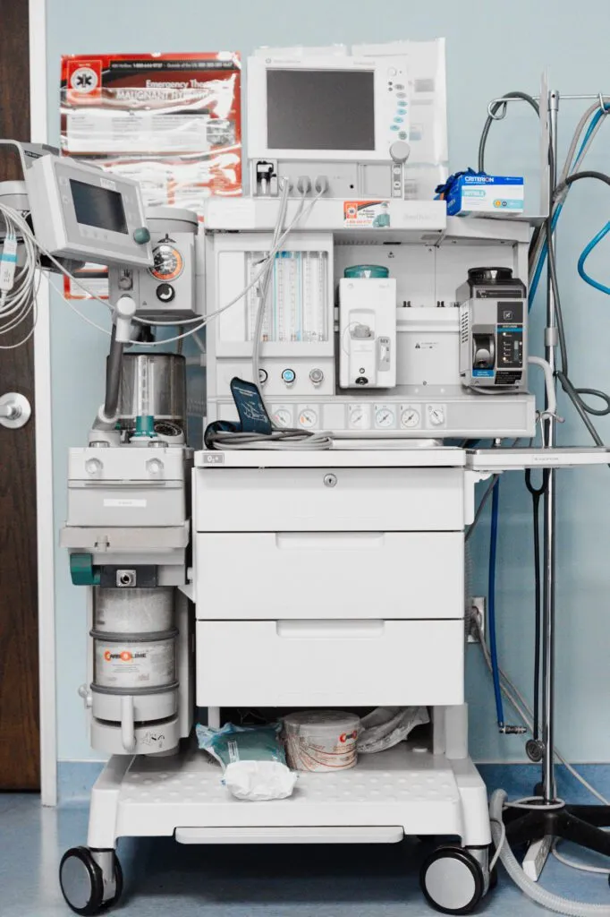 Anesthesia machine in a plastic surgery center operating room.
