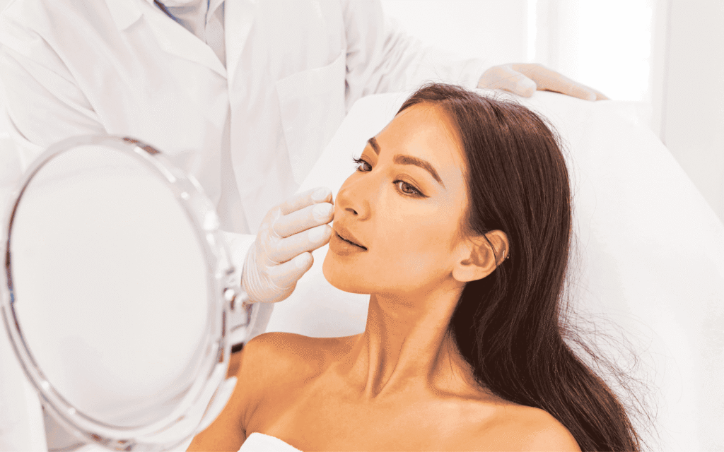 patient talking with Dr. during cosmetic surgery consult